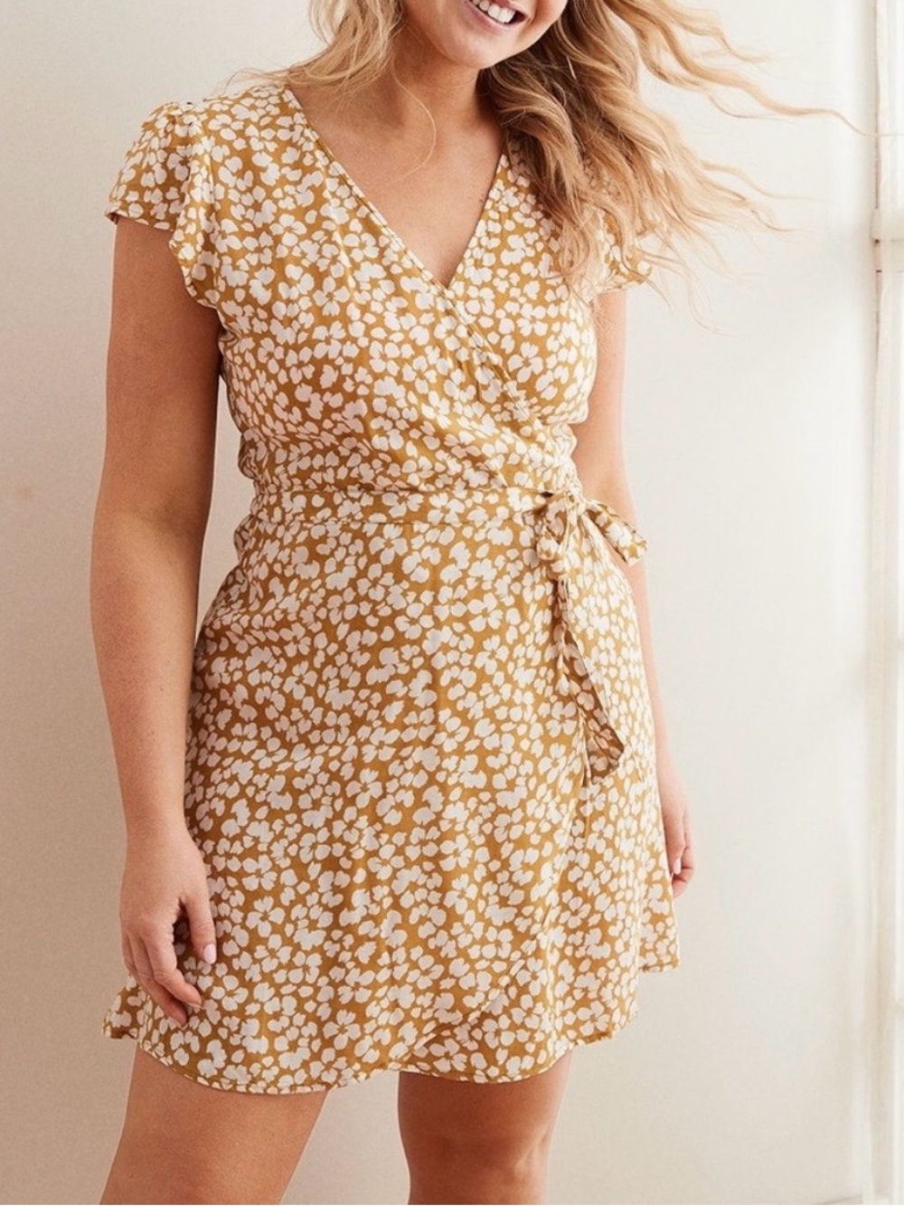 Aerie Mustard Floral Wrap Mini Dress Tie Waist V-Neck XL